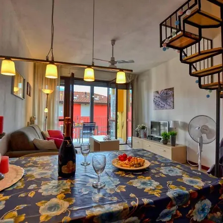 Apartamento Mit Seeblick, Strandnaehe Und Tiefgaragen Stellplatz Acquaseria